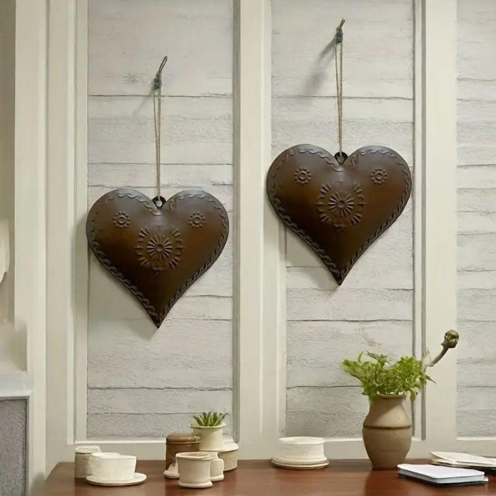 2PCS Vintage Heart Shaped Hanging Pendant Iron Heart Shaped Ornament Wall Decor  for Home