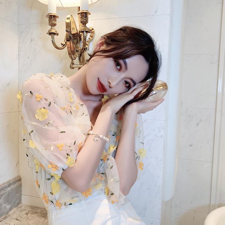 Natural Pearl & Zircon Bee Bracelet - Elegant Light Luxury Bangle for Women