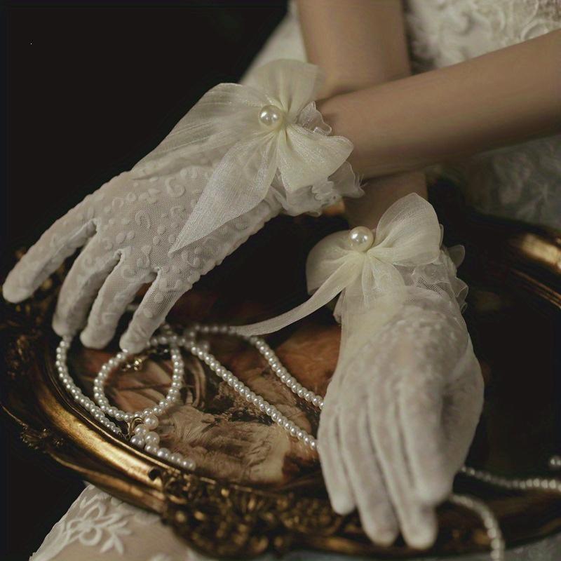 

Meier S 92480 bridal gloves pearl white bridal gloves белый