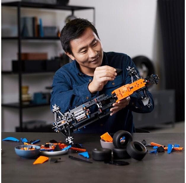 LEGO Technic 42141 Závodní auto McLaren Formula 1