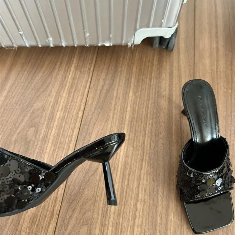 Modne buty damskie 2024 Modne płytkie damskie kapcie Nowe cekiny Modne kapcie Wysokiej jakości obcasy z kwadratowym noskiem Kobiety Zapatos