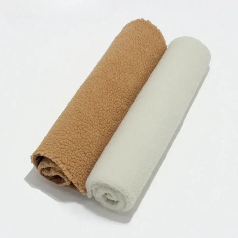 Haustiermatte Selbsterwärmende Decke Rutschfeste Katzenunterlagen Waschbare Zwingerunterlage Sofakissen Teppich Haustierbedarf für Mittelgroße Kleine Hunde und Katzen