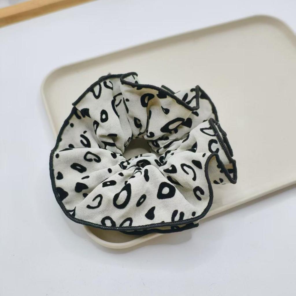 Elegant Leopard Print Double-Layer Hair Tie for Low Ponytails – High-Class Accessory