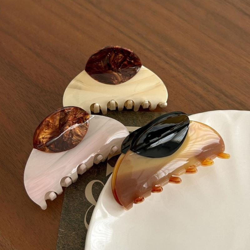 Sophisticated Acetate Hair Claw Clip French Styles Hair Ornament For Women Fashion Barrettes Costume Hair Styling