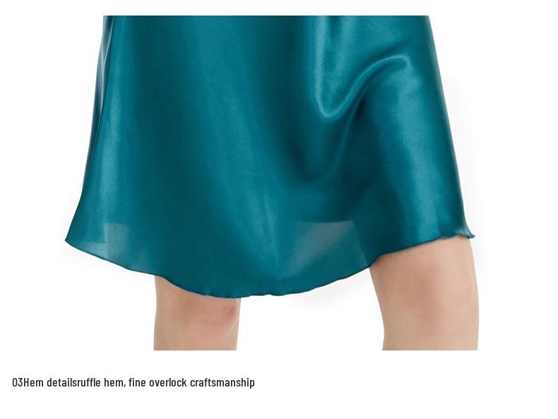 Elegante Zijden Nachtjapon met Spaghettibandjes, V-hals, Slim Fit, Effen Kleur, Zomer