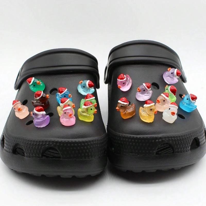 New 1Set Luminous 3D Duck Shoe Charms Set Cute Christmas Ducks Advanced Shoe Decorations DIY Detachable Buckle Shoes Accessories