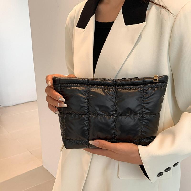 Makeup Bag Large Capacity Portable Multifunctional Cosmetic Organizer for Travel and Holidays