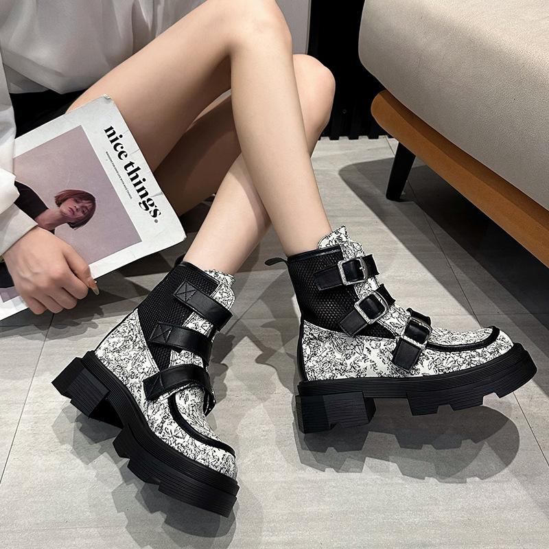 Mesh Hollow Breathable Guochao Fashion Boots Women's 2025 Summer New Canvas Cool Boots Versatile Casual Thick Heel Mesh Boots