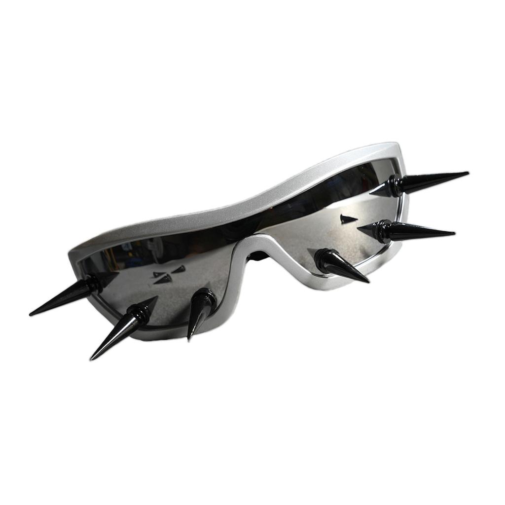Fashion Metal Rivet Studded Sunglasses with Siliver Frame UV400 Protection Eyeglasses for Hiphop Streetwear Accessory