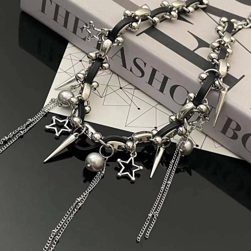 GemChic Women's Necklace Personalized Cool Rivet Beaded Splicing Pendant Necklace Ladies Retro Choker Birthday Christmas Jewelry Gift