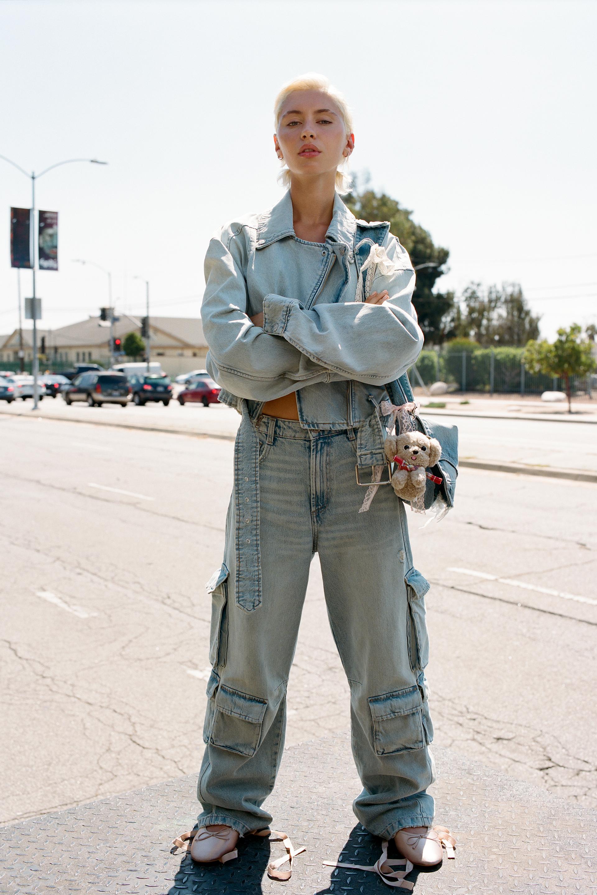 

TRF ДЖИНСОВАЯ БАЙКЕРСКАЯ КУРТКА