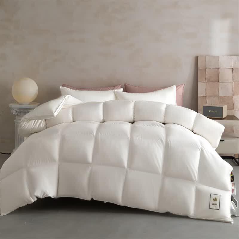 Tangna Ultra-Soft Silent Sleep Polyester Fiber Comforter 200cm x 230cm