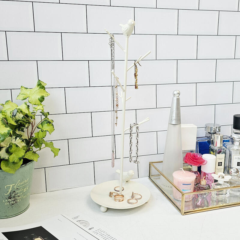 Dove Jewelry Hanger Ivory