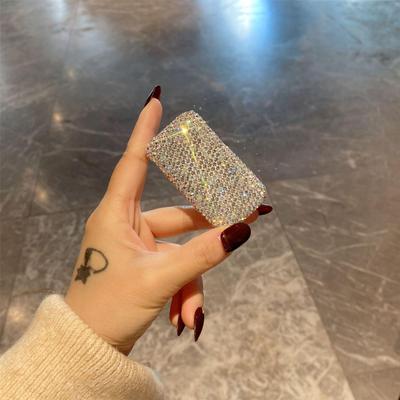 Organisateur de médicaments compact incrusté de diamants pour le matin, le midi et le soir