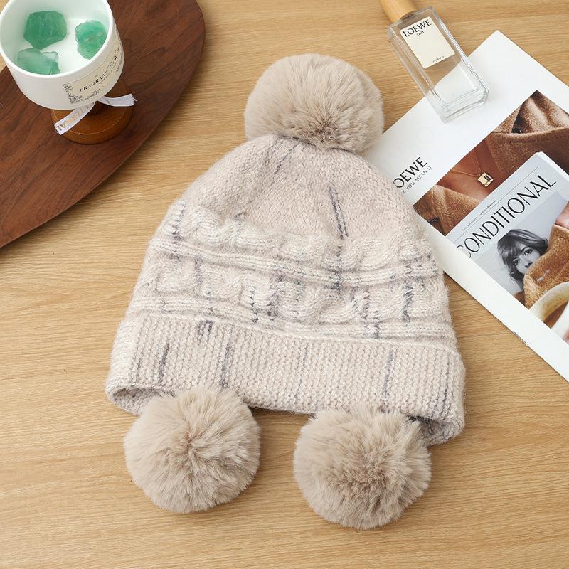 Hat for Women In Autumn and Winter Casual Versatile Tie Dye Wool Hat Outdoor Plus Velvet Thickened Cold Warm Hat Cute Fur Ball Hat