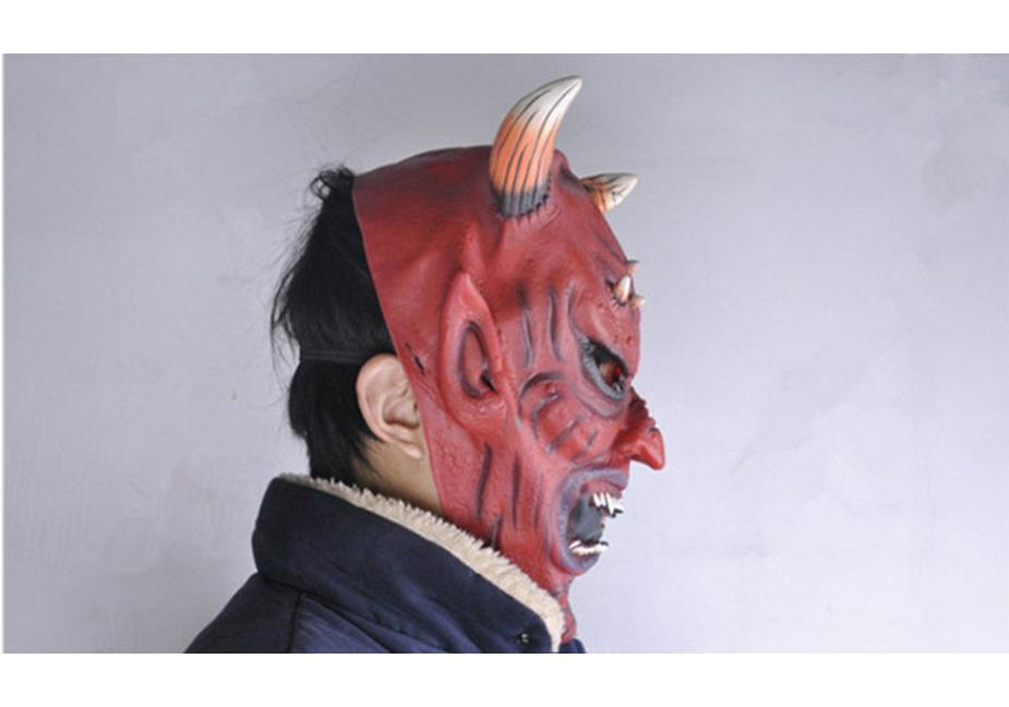 Halloween Devil Skull Pullover: Scary Sheep Horn Mask