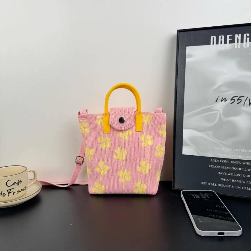New knitted mobile phone bag, high-end handbag, women's messenger bag, adjustable versatile, convenient and large-capacity bag