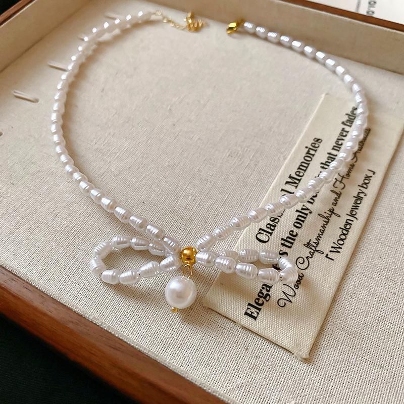 Elegante französische Light Luxury Perlen-Schicht-Schlüsselbeinkette - Vielseitiger Nischendesign-Schmuck für Frauen