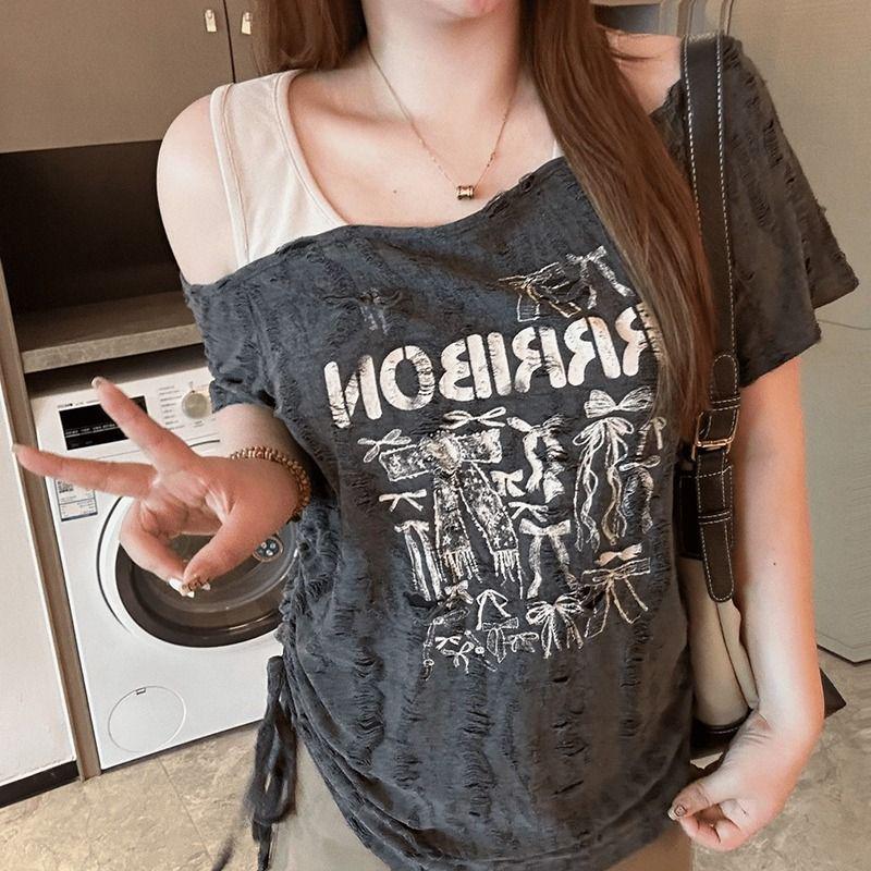 

Шикарная футболка с открытыми плечами большого размера с американской буквой и кулиской для женщин - Стройнящий и стильный летний топ M серый