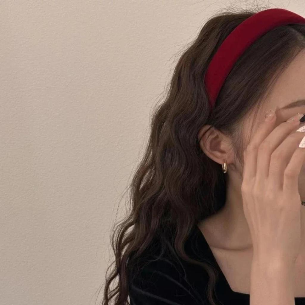 Headband For Women Girls Vintage Velvet Hair Band Korean Version Hair Hoop Elegant Headdress 2025 Popular Gifts