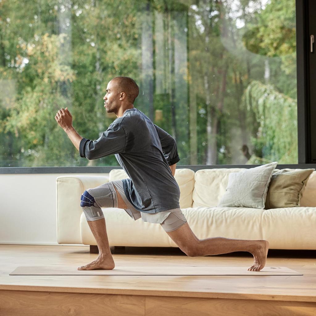 BAUERFEIND GenuTrain Knee Made in General Medical Stabilizes the Knee Joint with Silicone Pads and Compression Size Support, Germany, Device, (Beige,