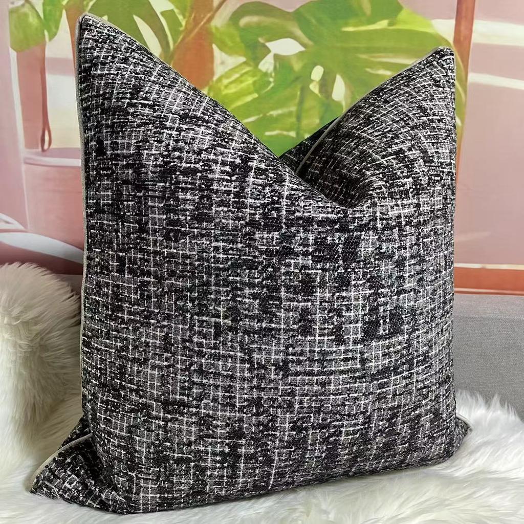 Custom Luxury Hotel Throw Pillow Cushion Cover Velvet Fabric Woven Animal Printing Soft Living Textured Black White Piping
