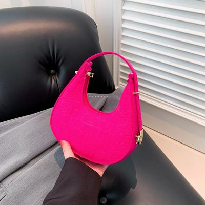 Autumn New Crescent Bag Women's Fashion Casual Trendy Retro Felt Crocodile Pattern Armpit Bag Women's Shoulder Bag