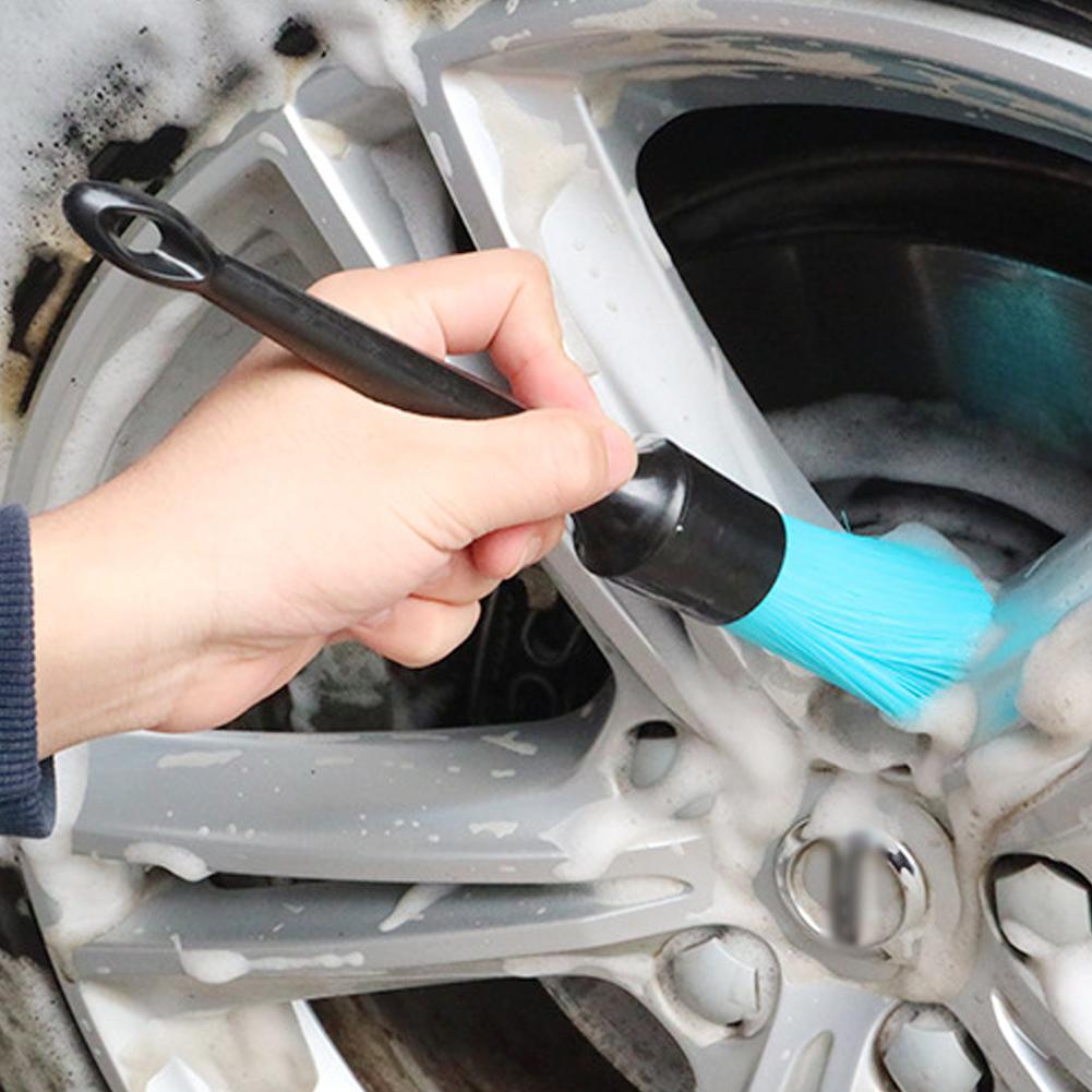 Super Soft Detail Brush Car Interior Cleaning Brush Car Dashboard Dusting Brush with Synthetic Bristles Car Cleaning Brush