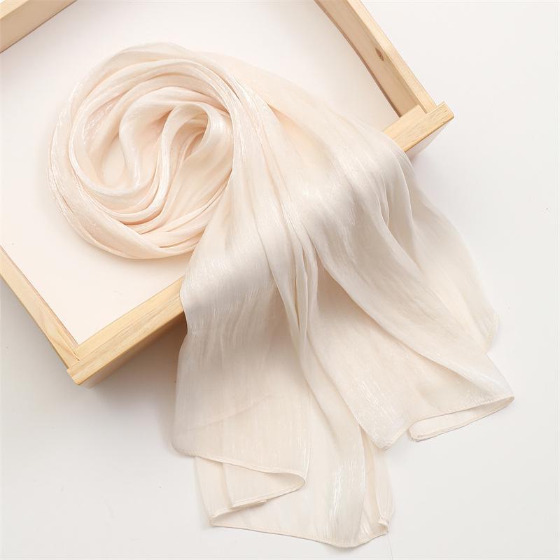 "All-Season Lightweight Cotton & Linen Scarf: Versatile Solid Color Shawl for Sun Protection & Warmth"