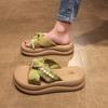 Coole Hausschuhe Damen Sommer Außenmode 2025 neu schön mit Rock Plateau Strandsandalen schwangere Frauen Ein-Wort
