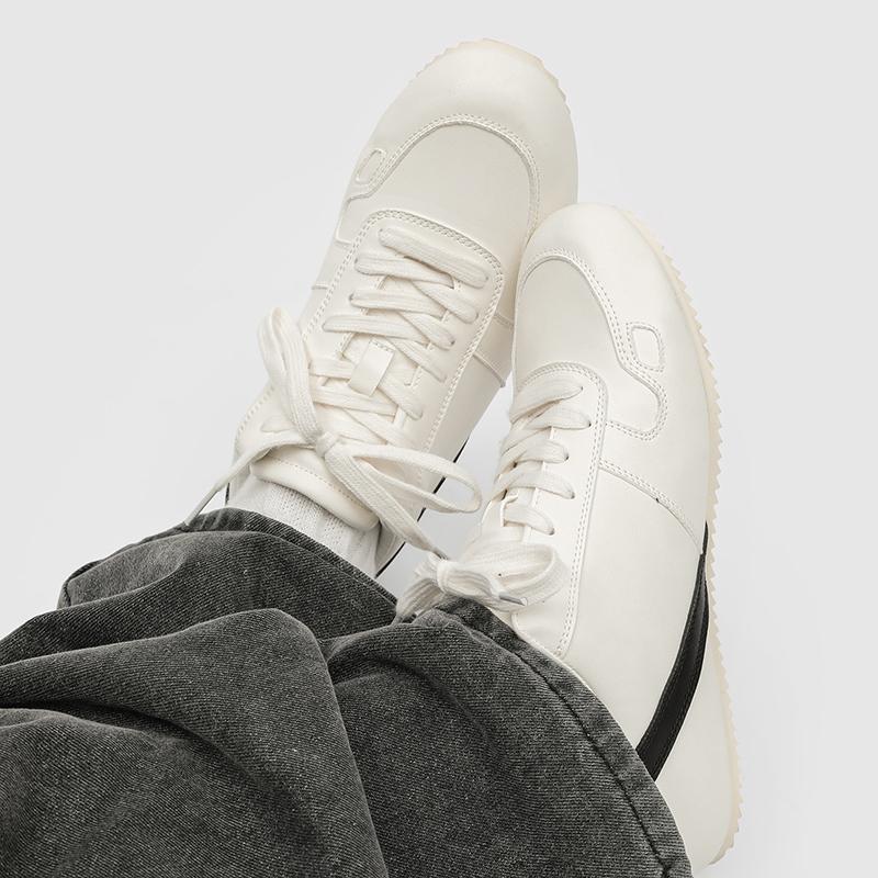 Autumn New Solid Color Comfortable Mens Casual Shoes Anti Slip Breathable Sports Shoes Wrapped Daily Commuting Walking Shoes
