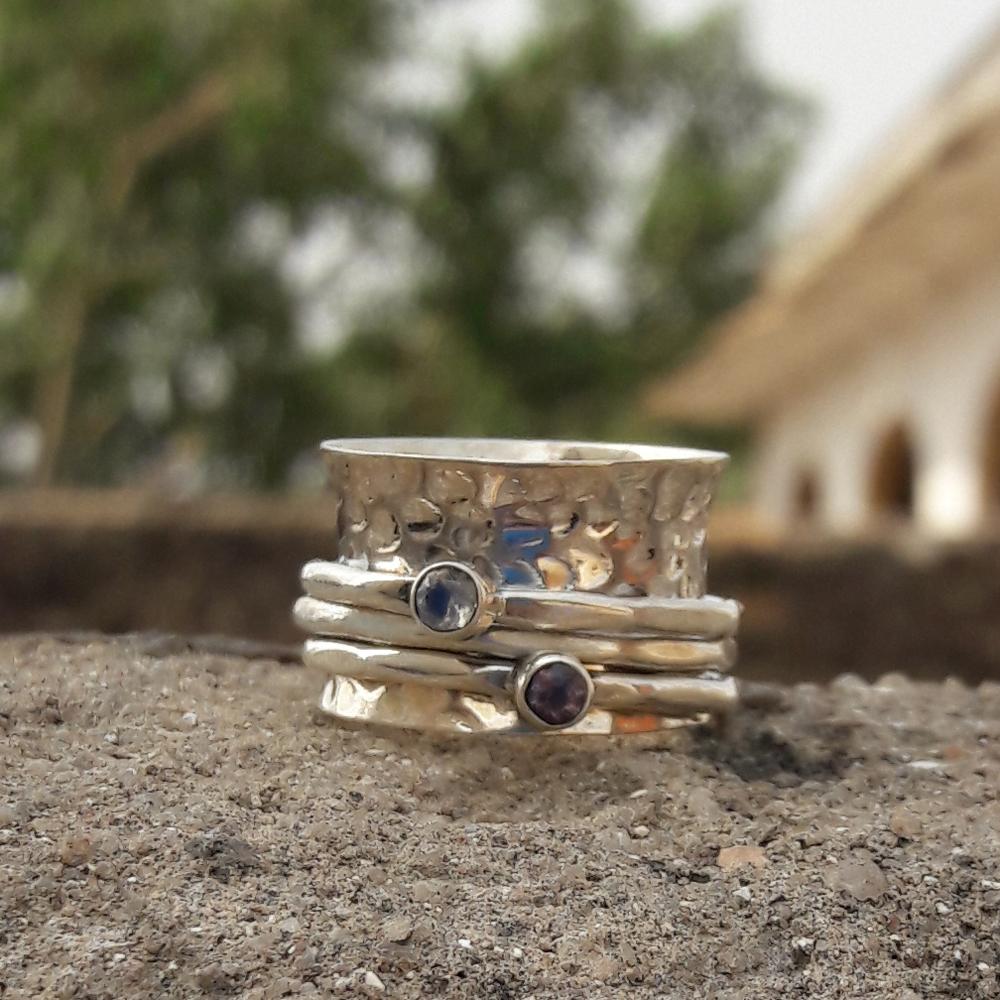 Mondstein & Amethyst Silber Spinnring, Herz Spinner Ring, 925 Sterling Silber Ring, gehämmerter Ring, Angstring, Sorgen-Fidget-Ring, Geschenk für Sie