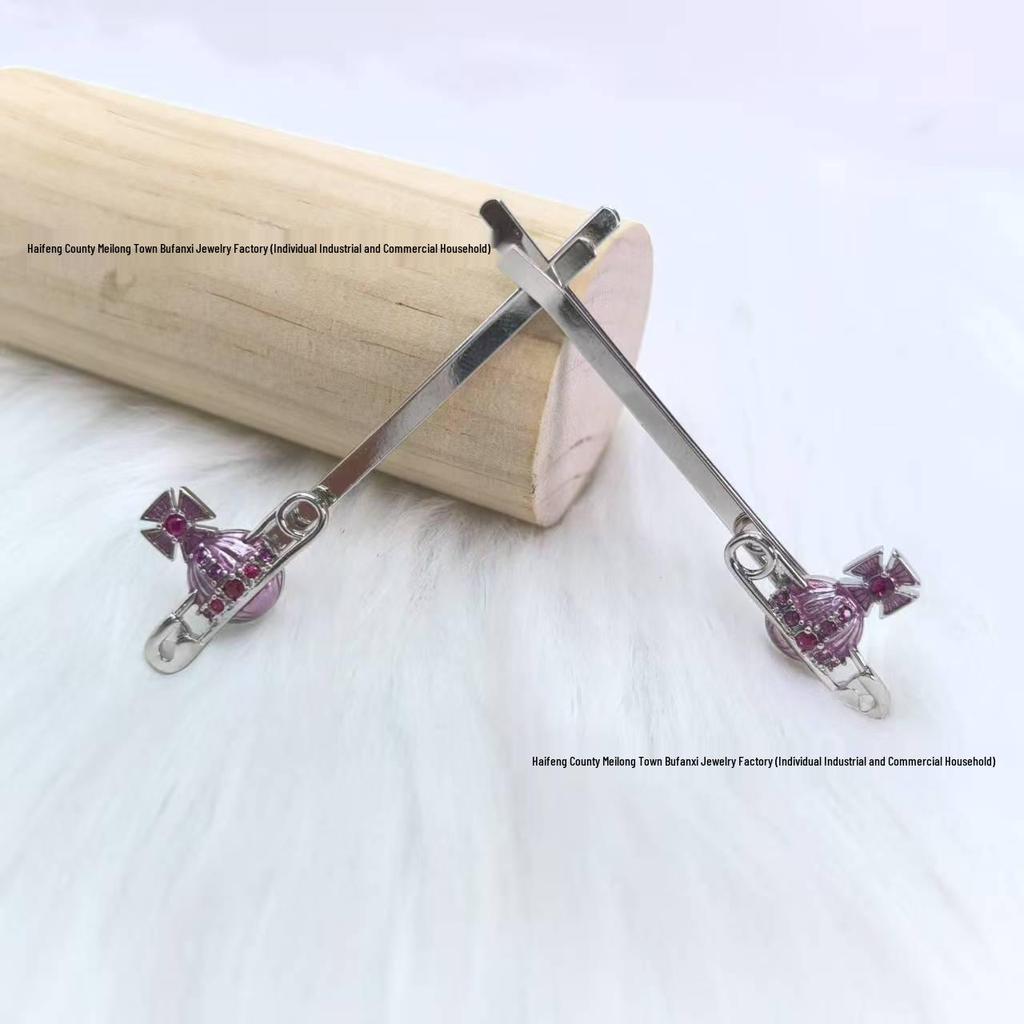 Empress Dowager Saturn Rhinestone Hair Clip: Classic Resin Planet Accessory