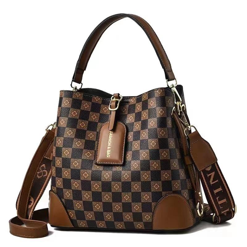 Hot-selling New Exquisite Women's Bags, Plaid Bucket Bags, Large-capacity Shoulder Bags, Messenger Bags.