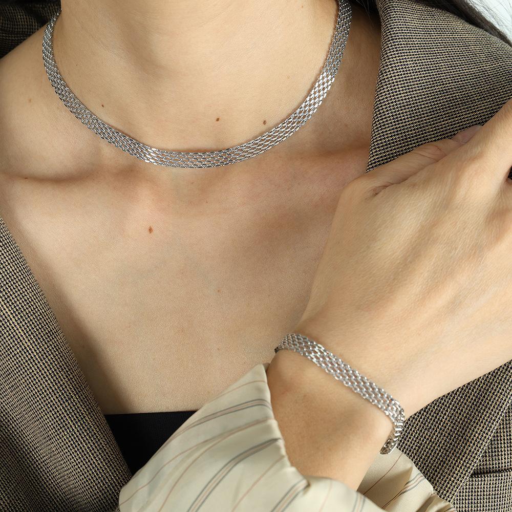 European and American Simple Hollow Wide Necklace Bracelet Set Trendy Mesh Clavicle Chain Titanium Steel Color Retention Advanced Versatile