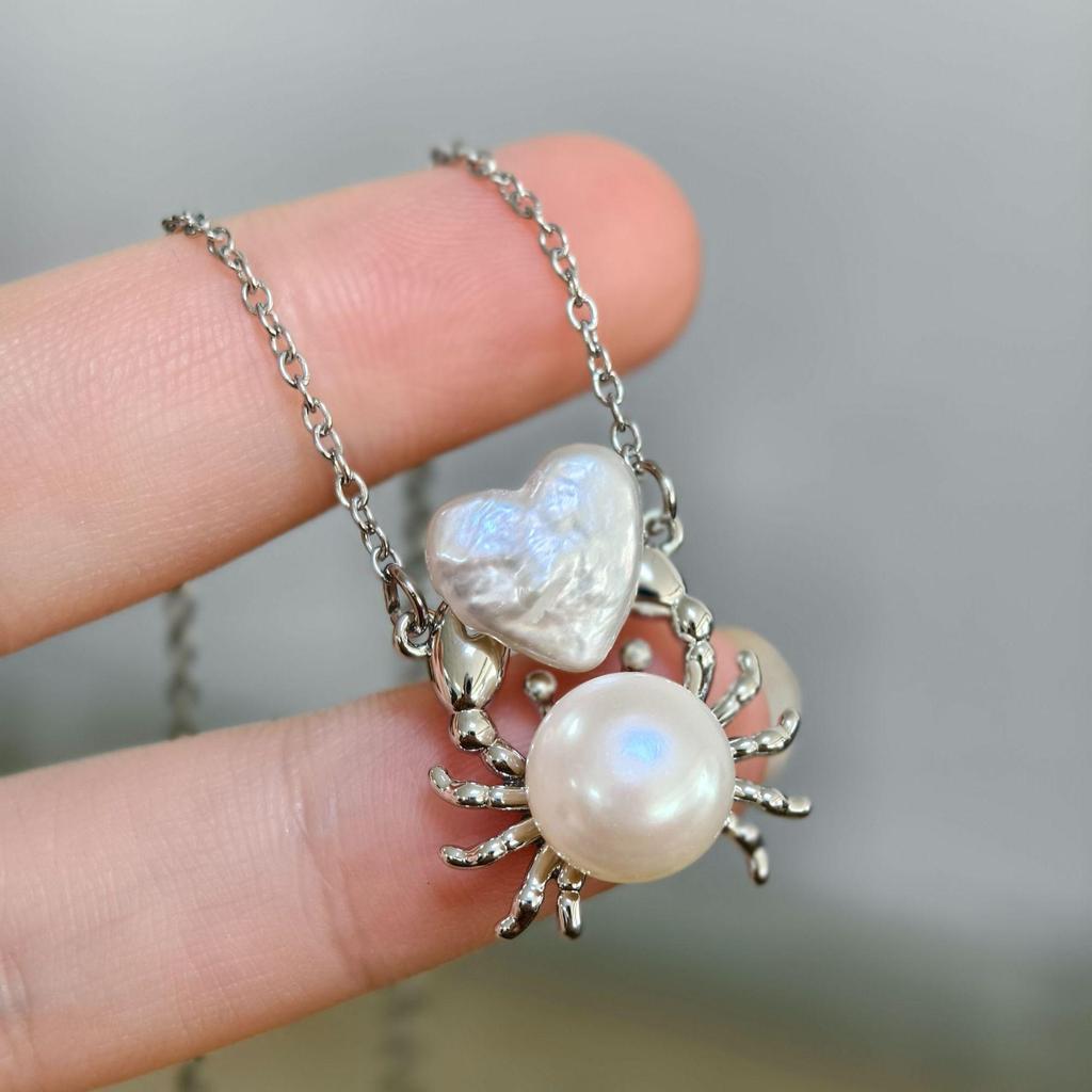 Jellyfish Goldfish Crab Pendant Necklace, Retro 18K Gold-Plated Ocean Series, European American Fashion.