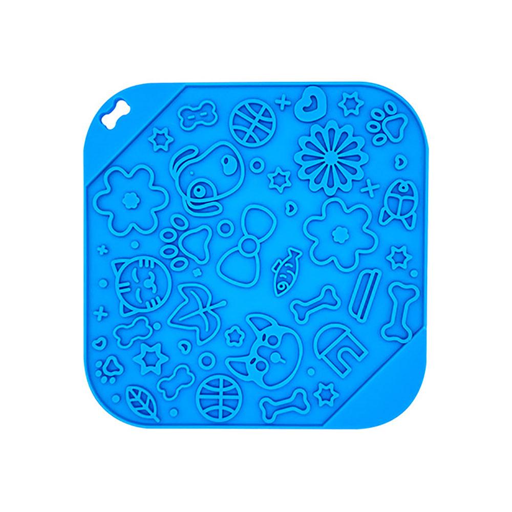 SW Pet Silicone Licking Pad Christmas Tree Flower Shape Cat Dogs Slow Feeder Plate for Pet Sucker Food Training Feeding Mat Bowl