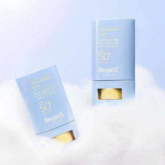 JUNG SAEM MOOL Blue Chamomile Hyaluronic Acid Airy Sun Stick 15g