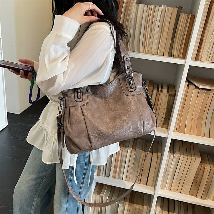 Multi-compartment soft leather tote bag women's shoulder messenger bag