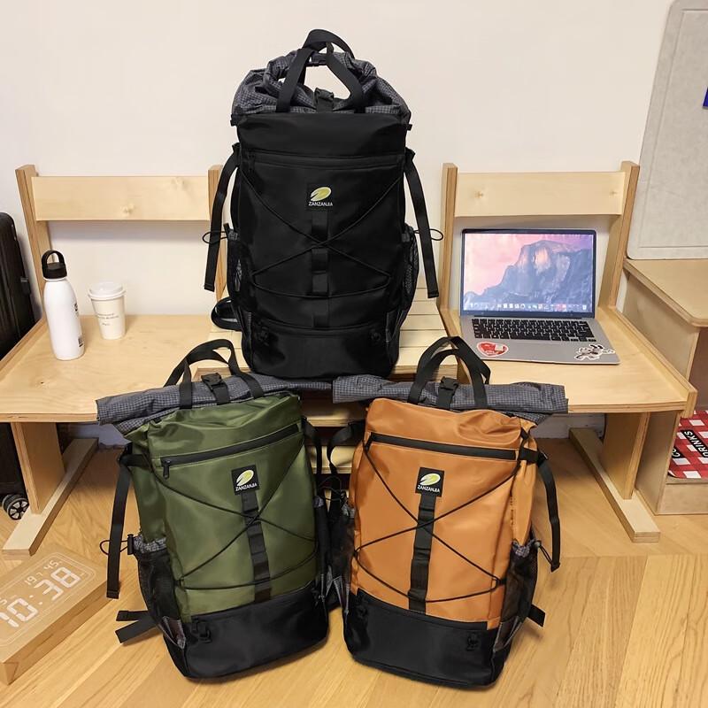 Hufeng Men's Casual Outdoor Travel Backpack