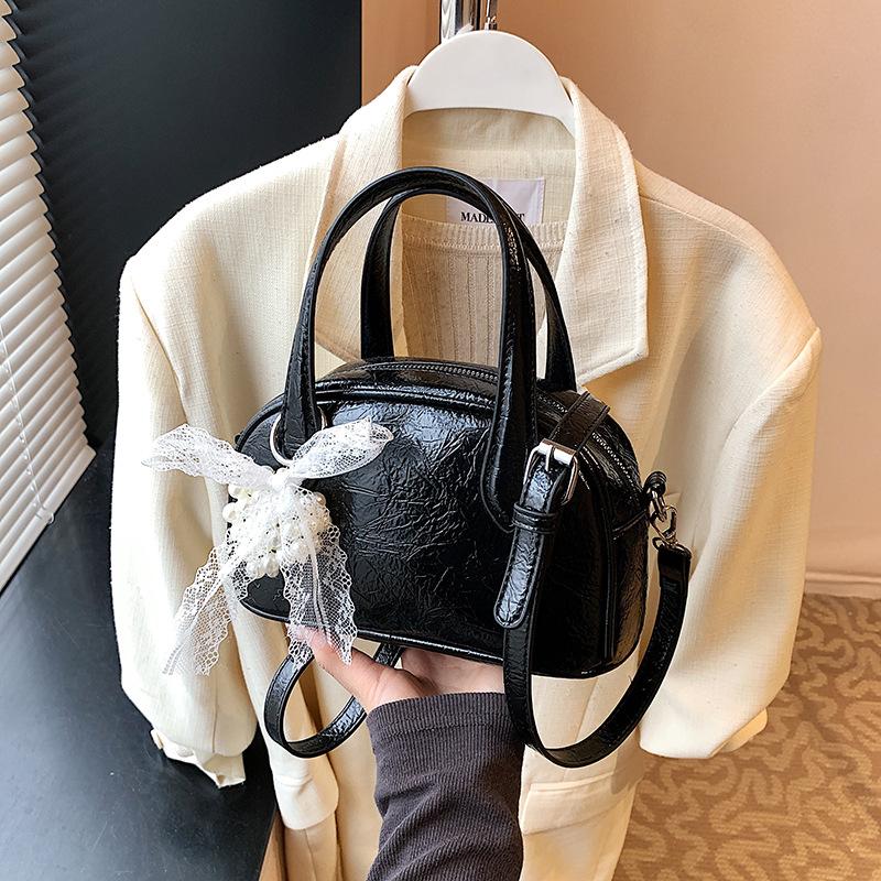 Premium sense niche bag women's spring and summer new versatile shoulder messenger bag portable work pillow bag