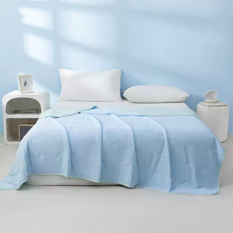 

Crown T3516 Ice Blue Cooling Summer Quilt