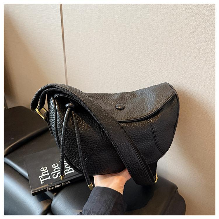 

Casual Women Hobos Shoulder Crossbody Bag Simple Designer female Purses and Handbags Solid Color PU Leather Axillary bag bolsa чёрный