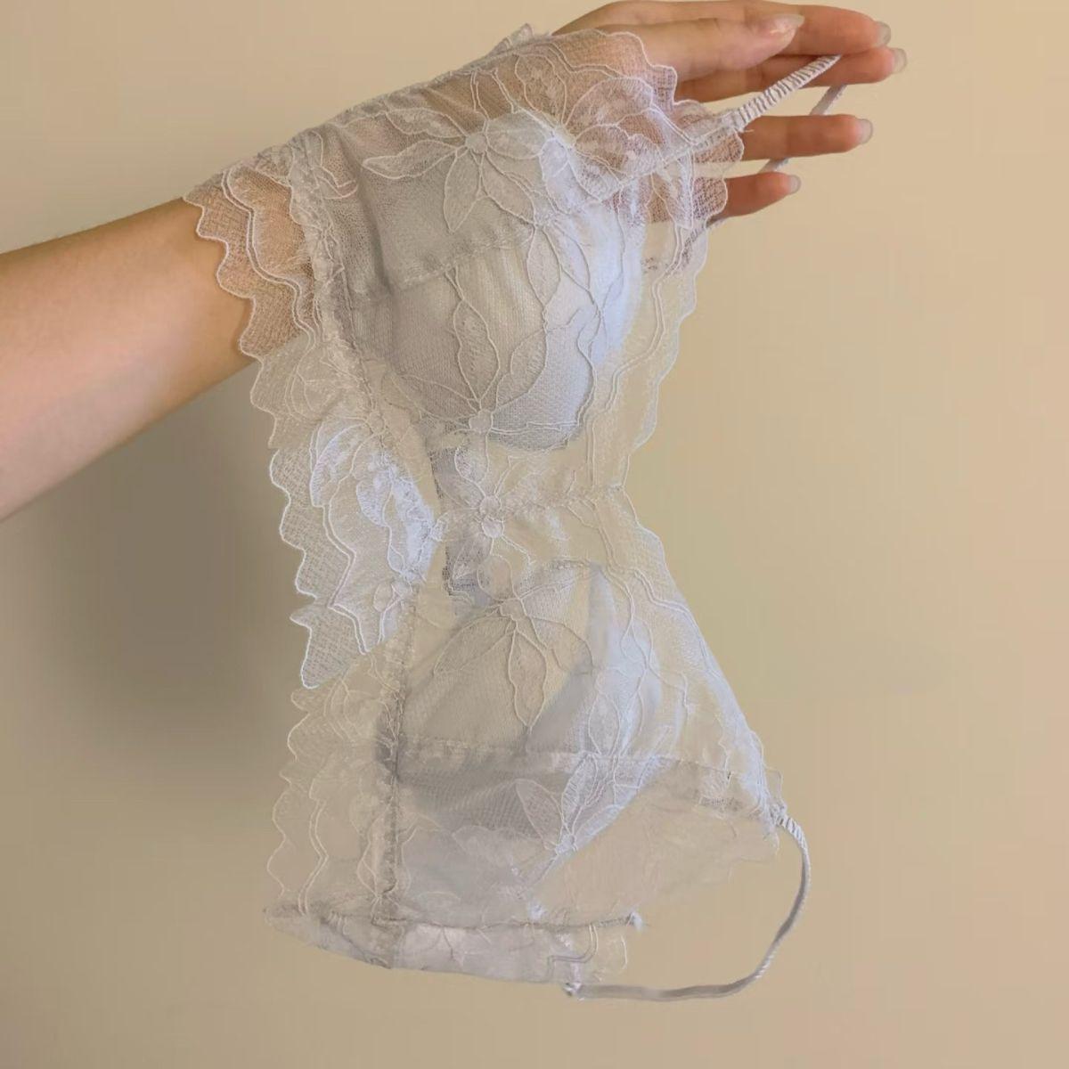 

Backless French Lace Women s Thin Small Bust Push-Up Sexy Thin Strap Backless Bra 32/70