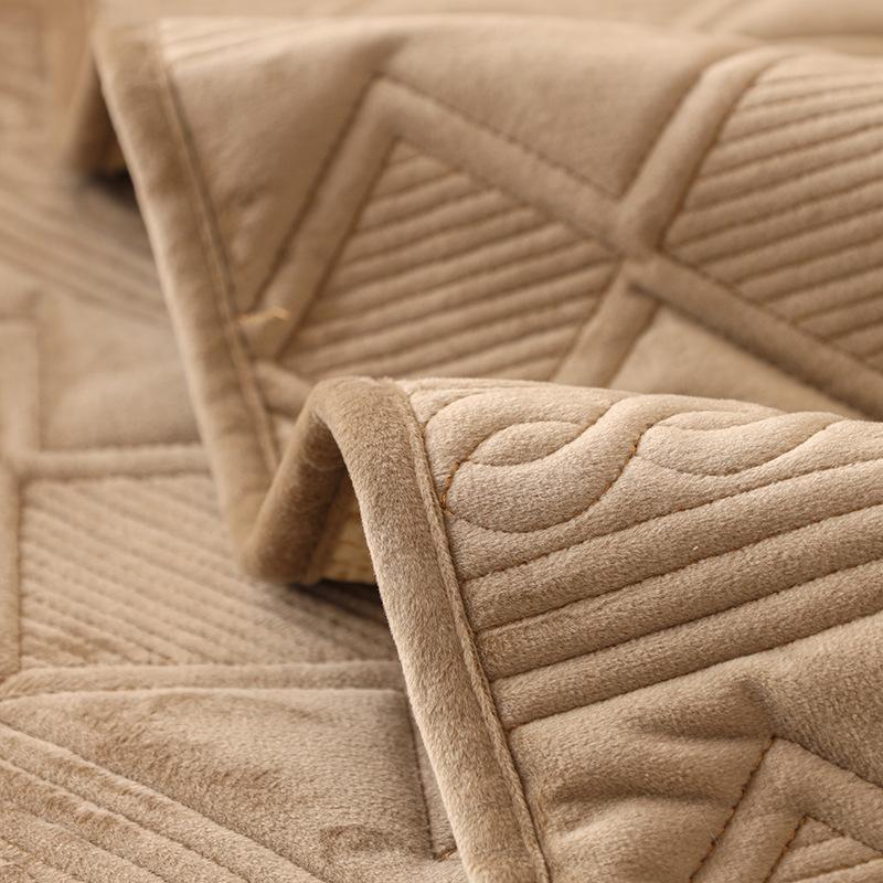 New Winter Solid Color Embroidered Plush Couch Cushion Dutch Velvet Sofa Mat Simplicity Anti Slip Thickening Sofa Cushion Towel