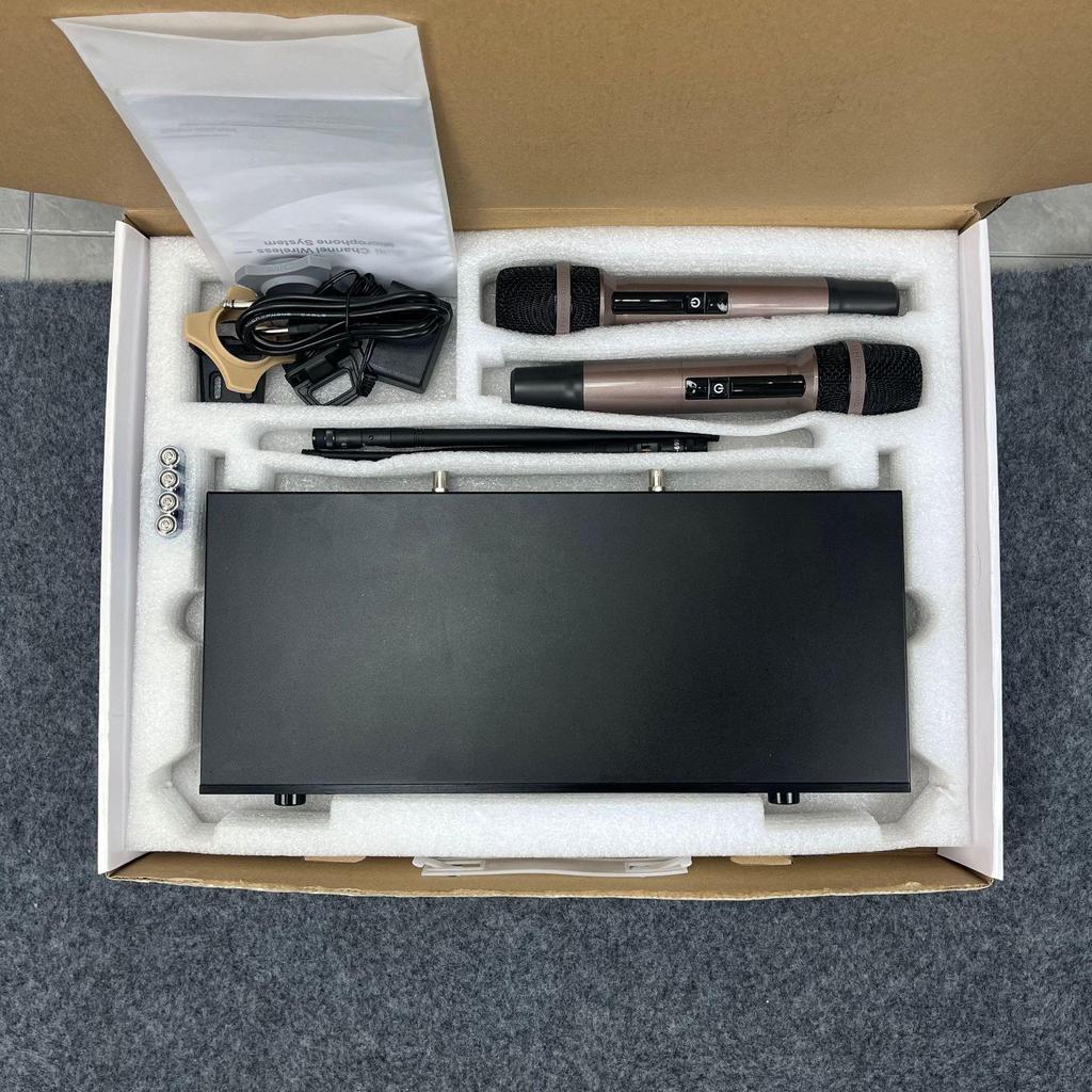 High-End Wireless U-Band Infrared Lavalier & Headset Microphone for Stage & Conference Use