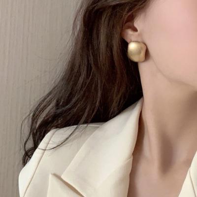 Sulsera / Matte Schlichte Bold Gold Ohrringe