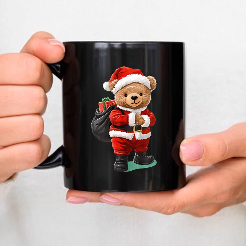 Christmas bear mug, black Christmas bear with gift bag, festive coffee mug, perfect for Christmas morning breakfast or tea чёрный