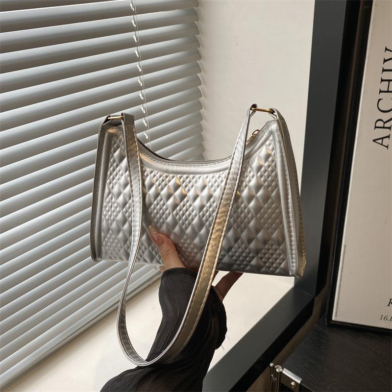 Autumn and winter tide armpit baguette bag women's bag new fashion simple design portable shoulder bag women