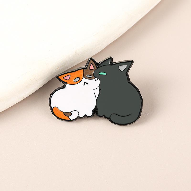 1/4Pcs Funny Cat Fight Cute Enamel Brooches Cartoon Creative Design Schoolbag Pins Badge Daily Wear Fashion Accessories Gifts